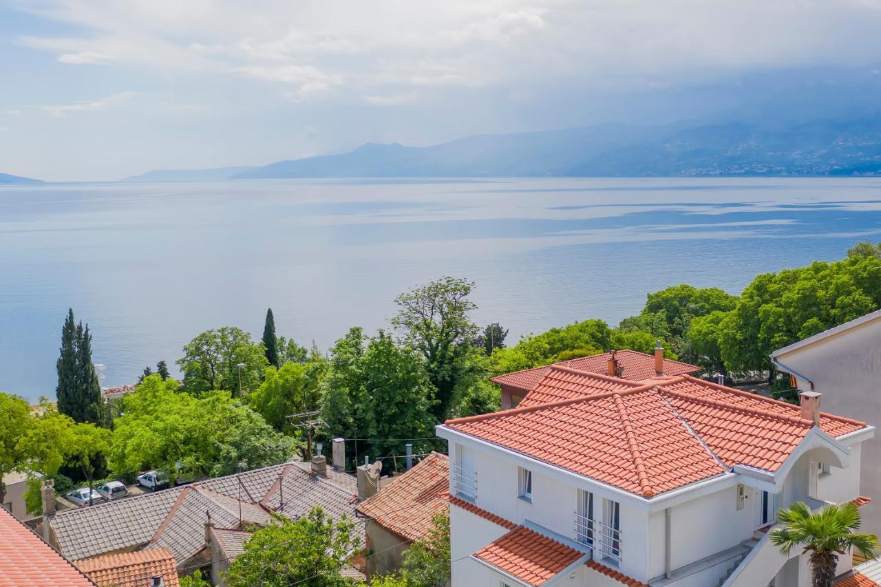 Apartment Vita Rijeka Bagian luar foto